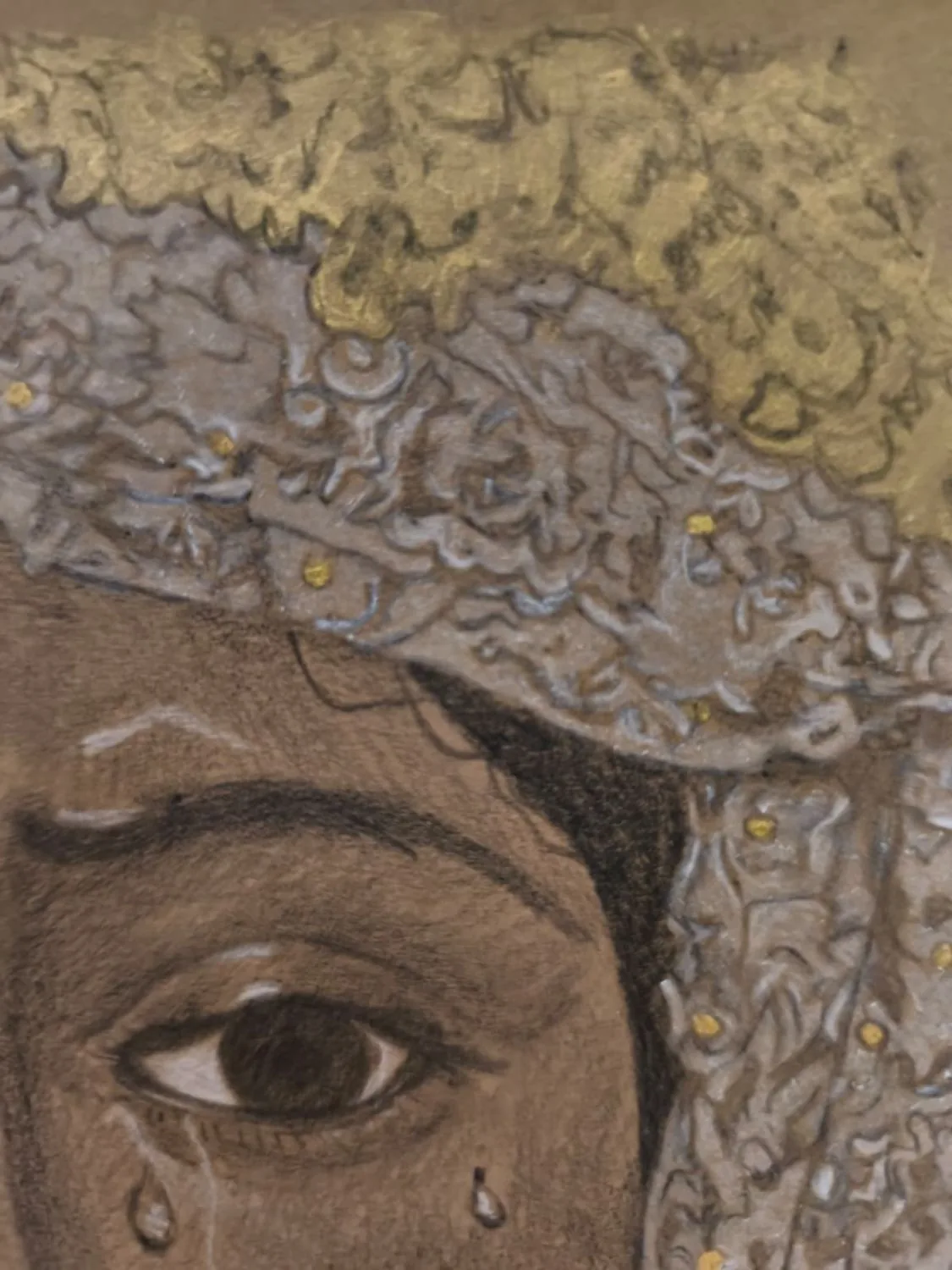 Detalle corona Virgen Macarena en grafito sobre papel Kraft · Sandra Arenas · Arte cofrade
